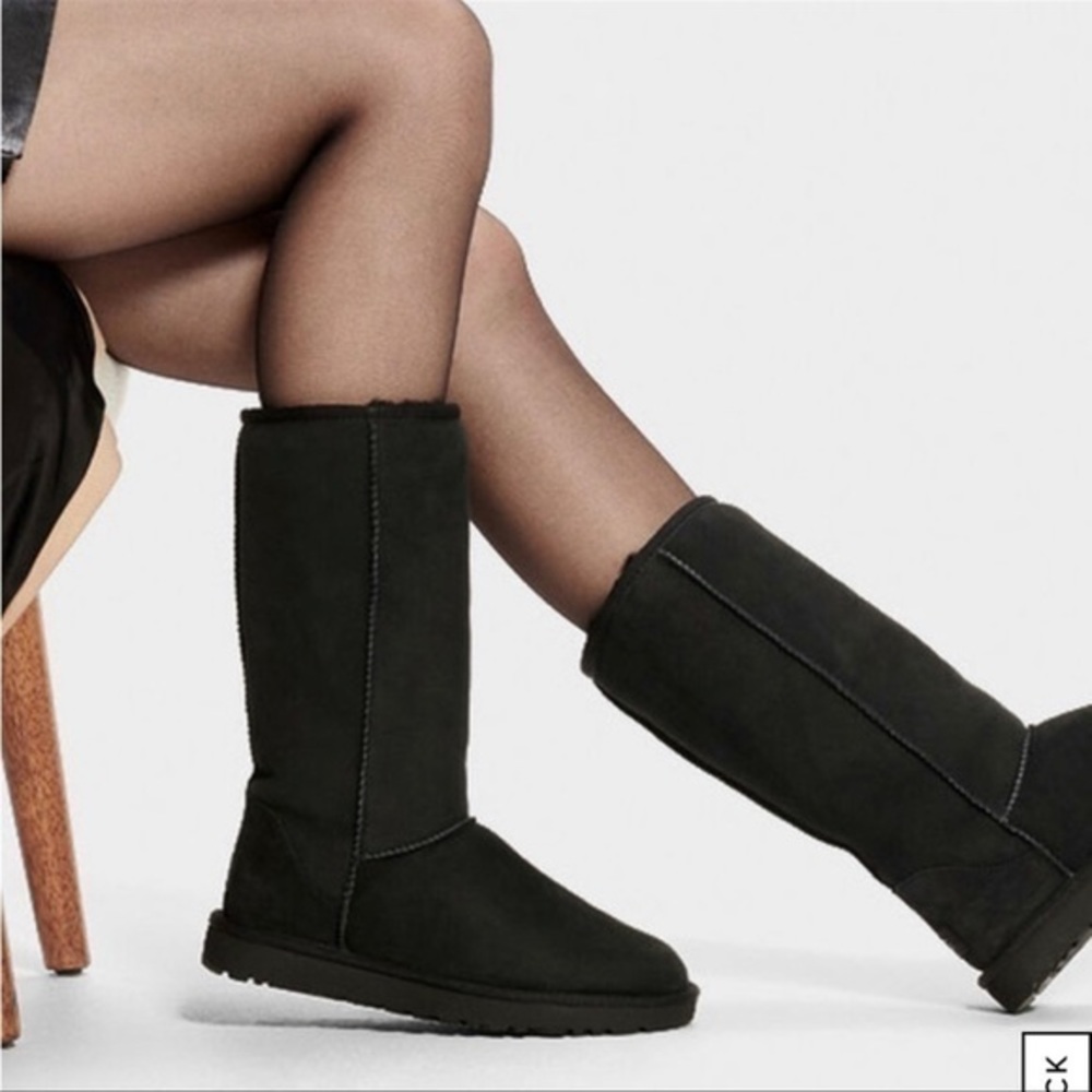 UGG Classic Tall II Boot women size 6